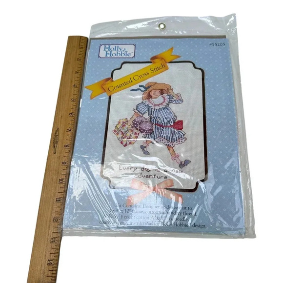 Holly Hobbie Counted Cross Stitch Kit Every Day New Adventure  Vintage Sealed - Picture 4 of 5